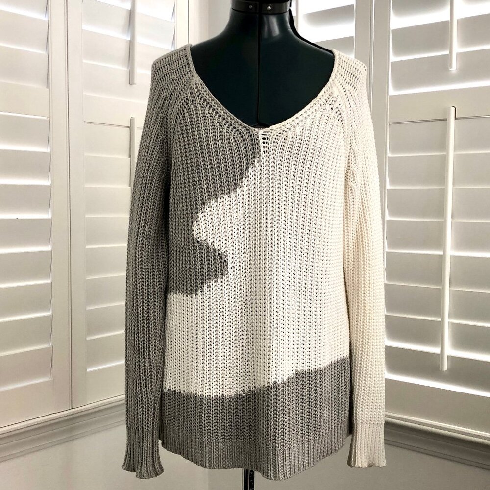 House of Harlow 1960 Sweater White & Gray Size S